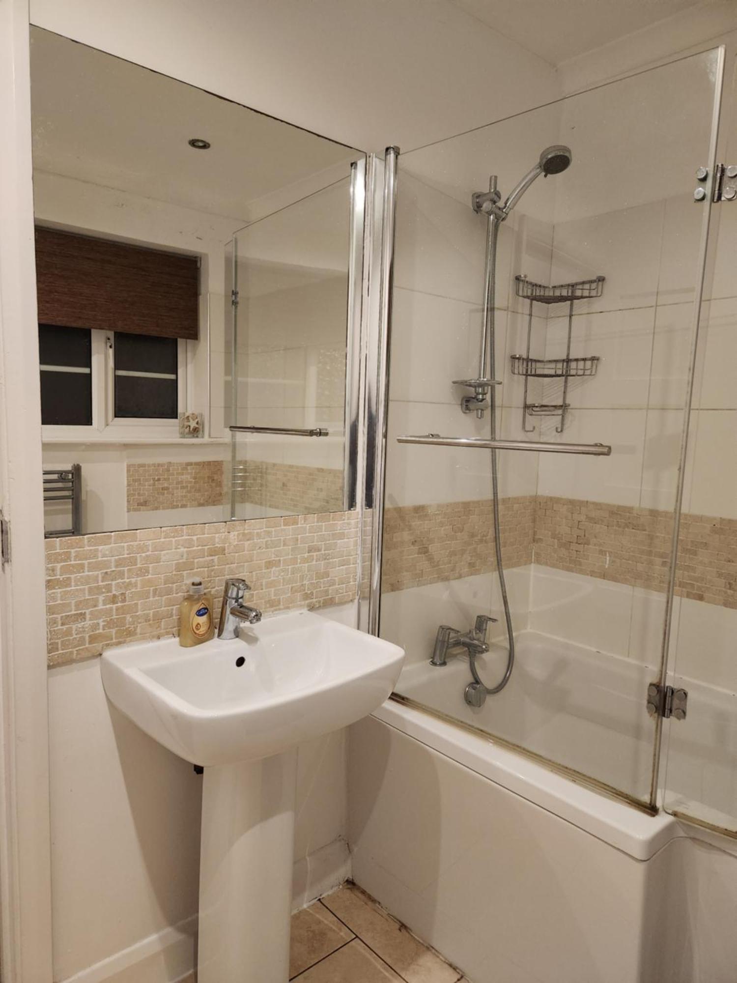 Elmdon House With 4 Spacious Bedrooms To Choose Birmingham Esterno foto